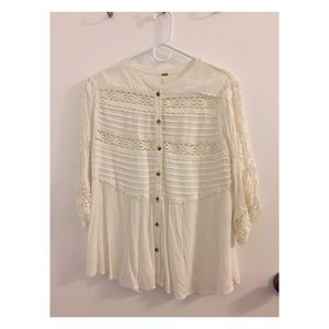 Free People loose/flowy blouse. Size xs